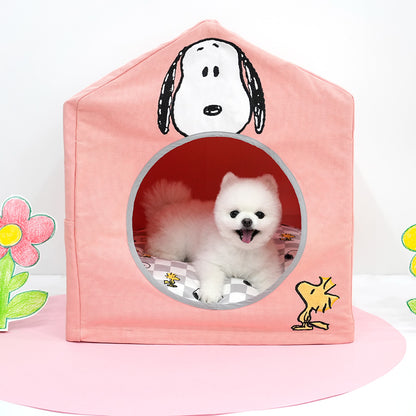 Peanuts Placid Frame House