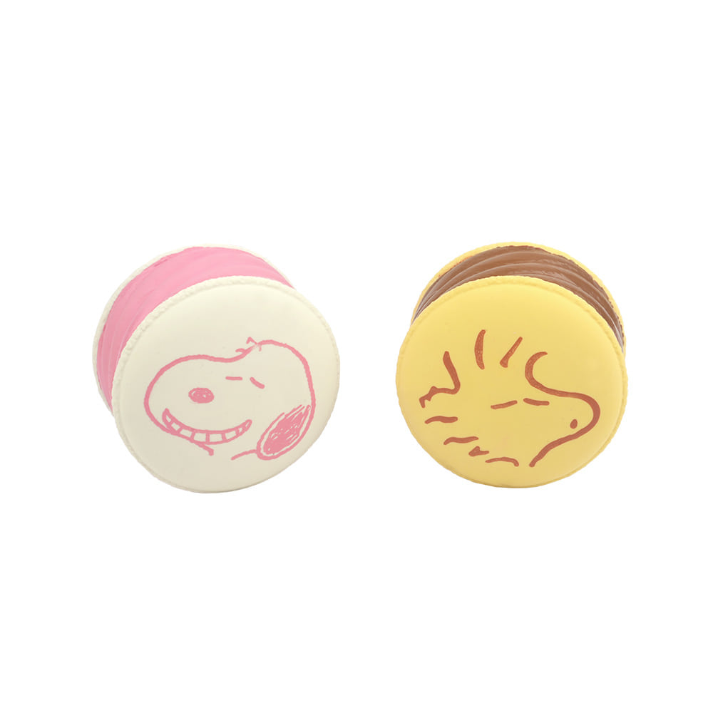 Peanuts Macaroon Latex Toy