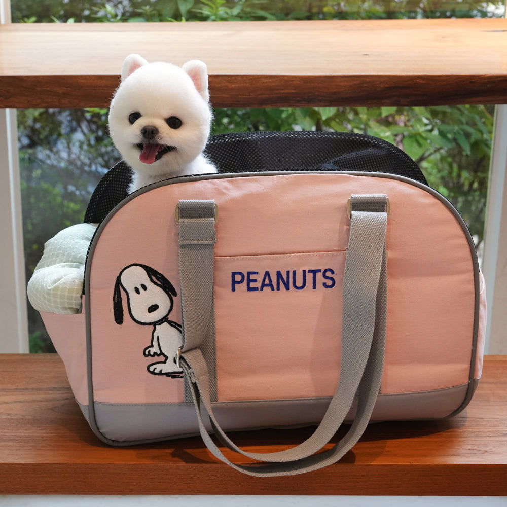 Peanuts Round Shoulder Carrier